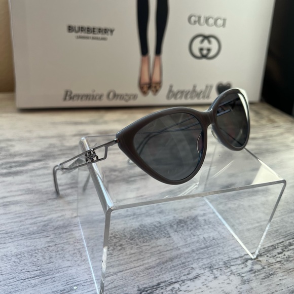 JUST TODAY❤️✨BALENCIAGA inception cat eye sunglasses - Picture 6 of 16